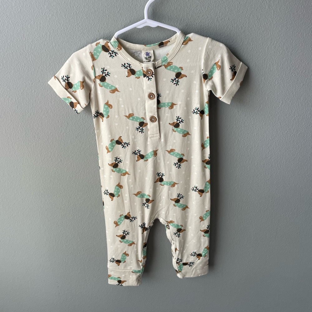 Larkspur Holiday Dogs Bamboo Henley Romper NWT Cream and Blue Dachshunds